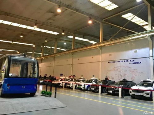 智慧出行新篇章 自动驾驶出租车驶入北京经开区，科技中介服务助力智能网联汽车全面落地